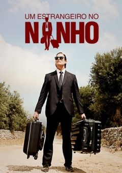 Um Estrangeiro no Ninho (2022) WEB-DL 1080p Dual Áudio